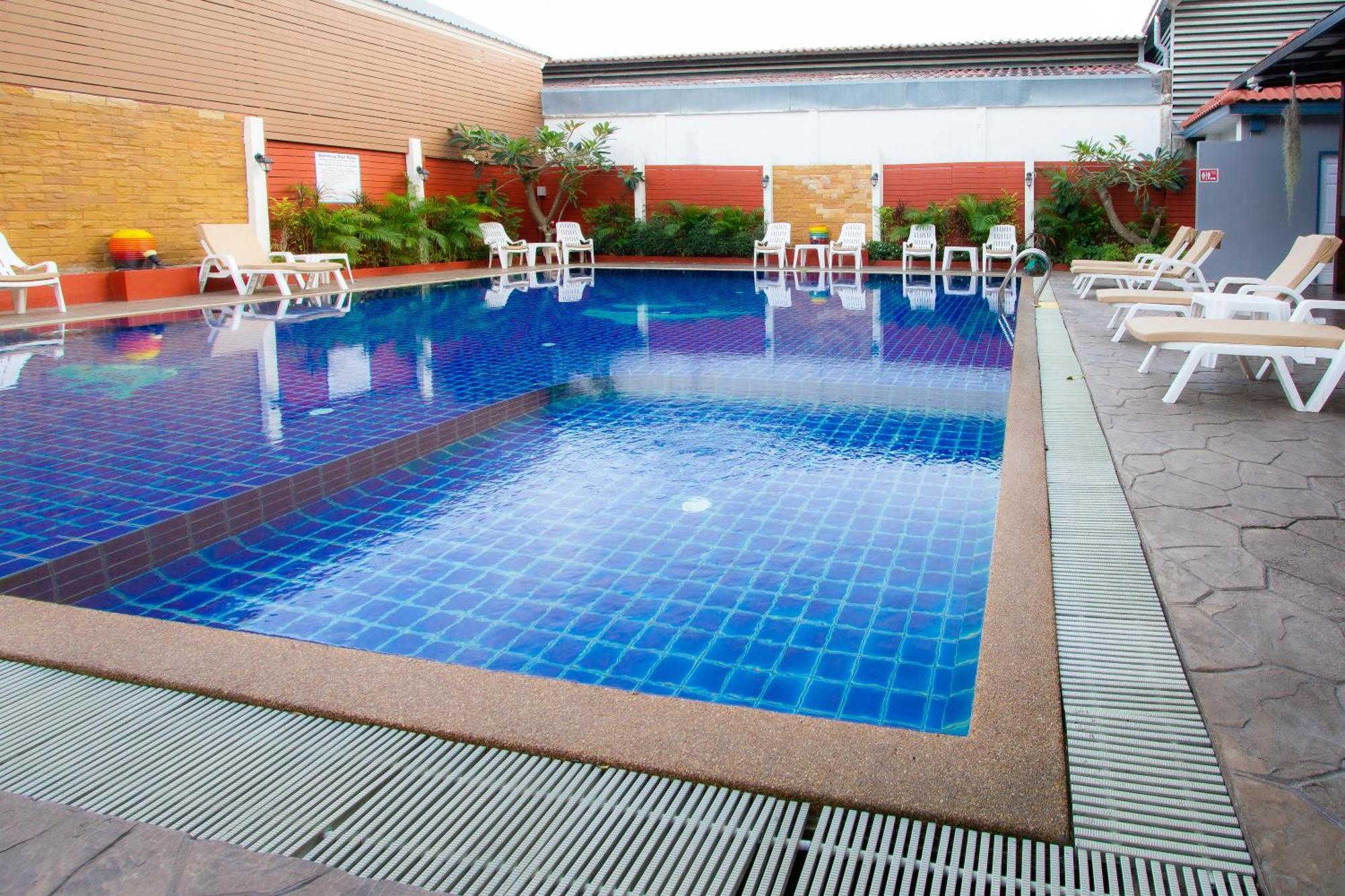 Valhalla Pattaya Hotel جومتين بيتش المظهر الخارجي الصورة